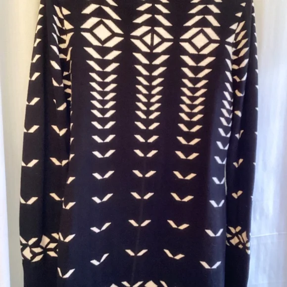 CYNTHIA ROWLEY black and white sweater dress!  Size M - Picture 5 of 8